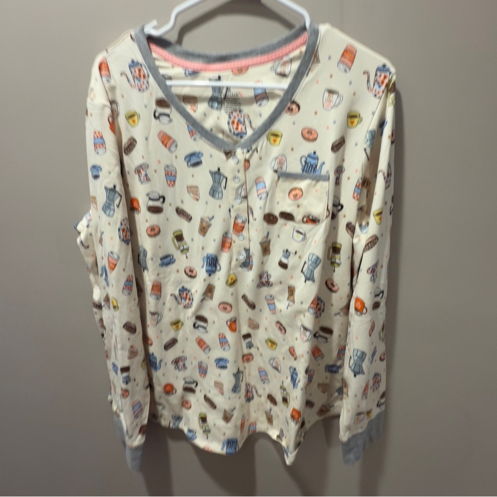 EUC-Women's Cuddl Duds Pajamas Set Cozy Henley and banded bottoms (Coffee Cups)